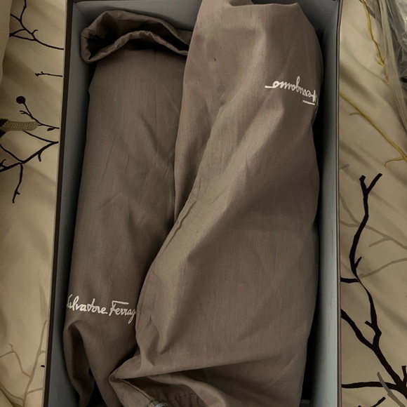 Ferragamo dress shoes men 43 (like new) - Picture 6 of 6